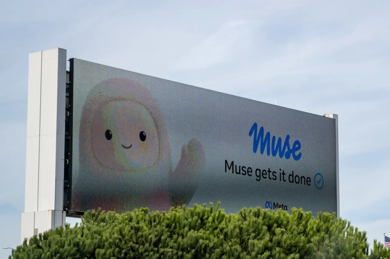 Smartphone showing the Meta Muse AI assistant with a padlock icon symbolizing exposed shared conversation links