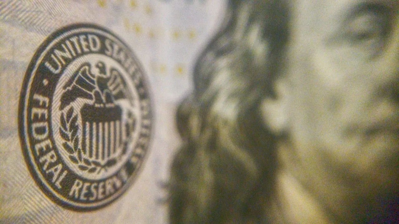 Central bank building with a Bitcoin coin and market charts symbolizing a week of interest-rate decisions and crypto earnings.